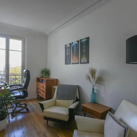 Daire Nice Apt Near Buttes Chaumont